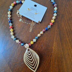ETE DESIGNER STYLE INSPIRED PENDANT NECKLACE COLORFUL WOOD BEADS LEAF NECKLACE